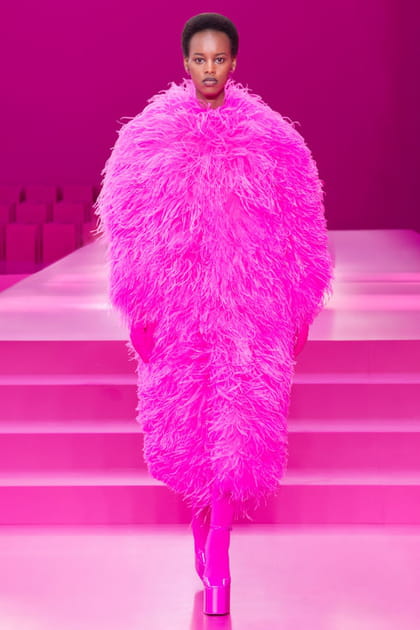 Look 15 du défilé Valentino