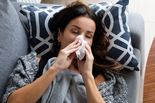 Grippe : épidémie 2025-26, symptômes, durée, contagion
