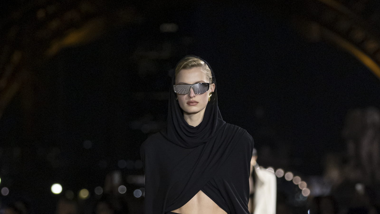 Look 44