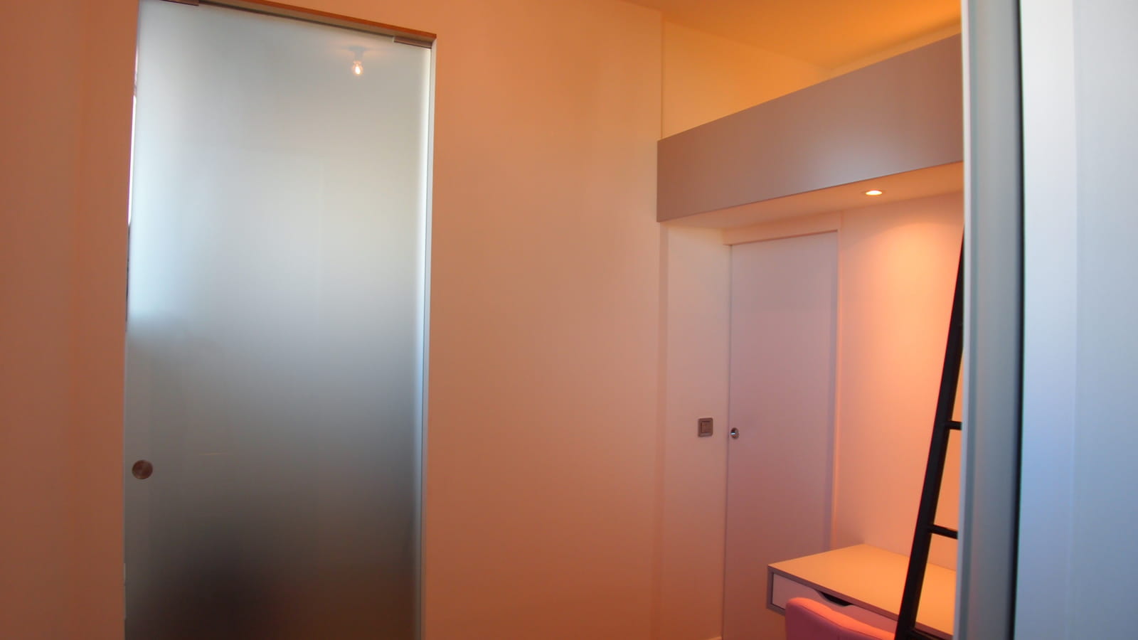 Des portes coulissantes