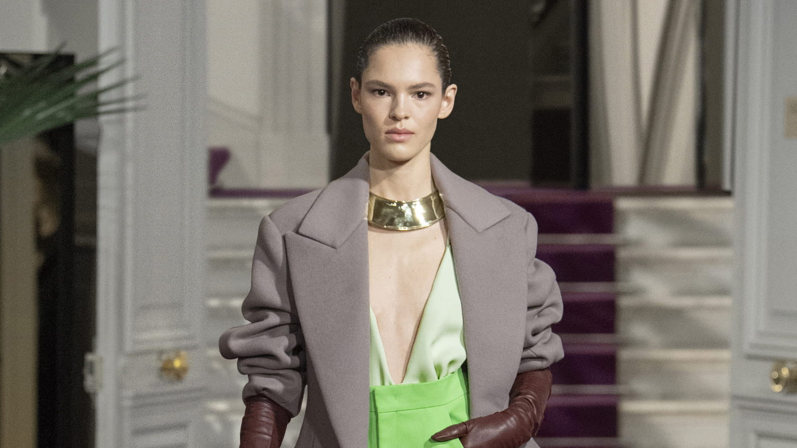 Look 36 du défilé Valentino