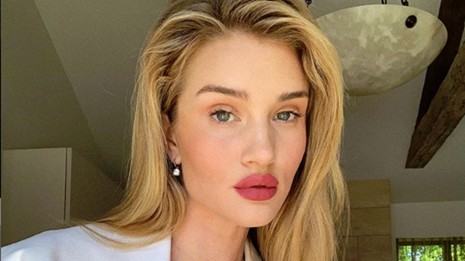 Rosie Huntington-Whiteley