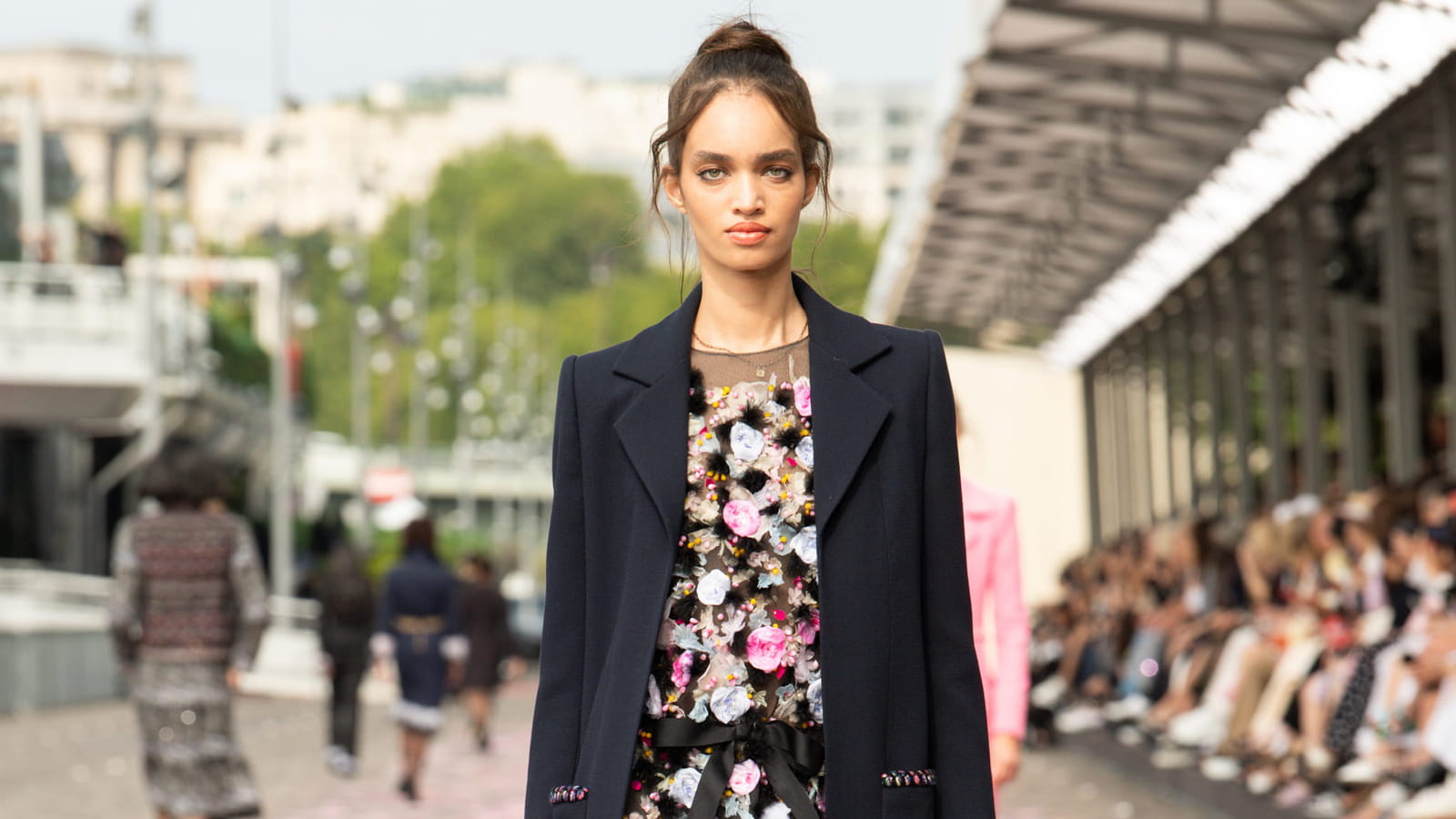 Look 17