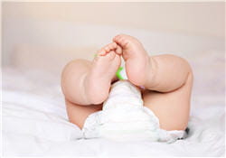 le plus important : ne pas laisser le bébé dans des couches sales trop