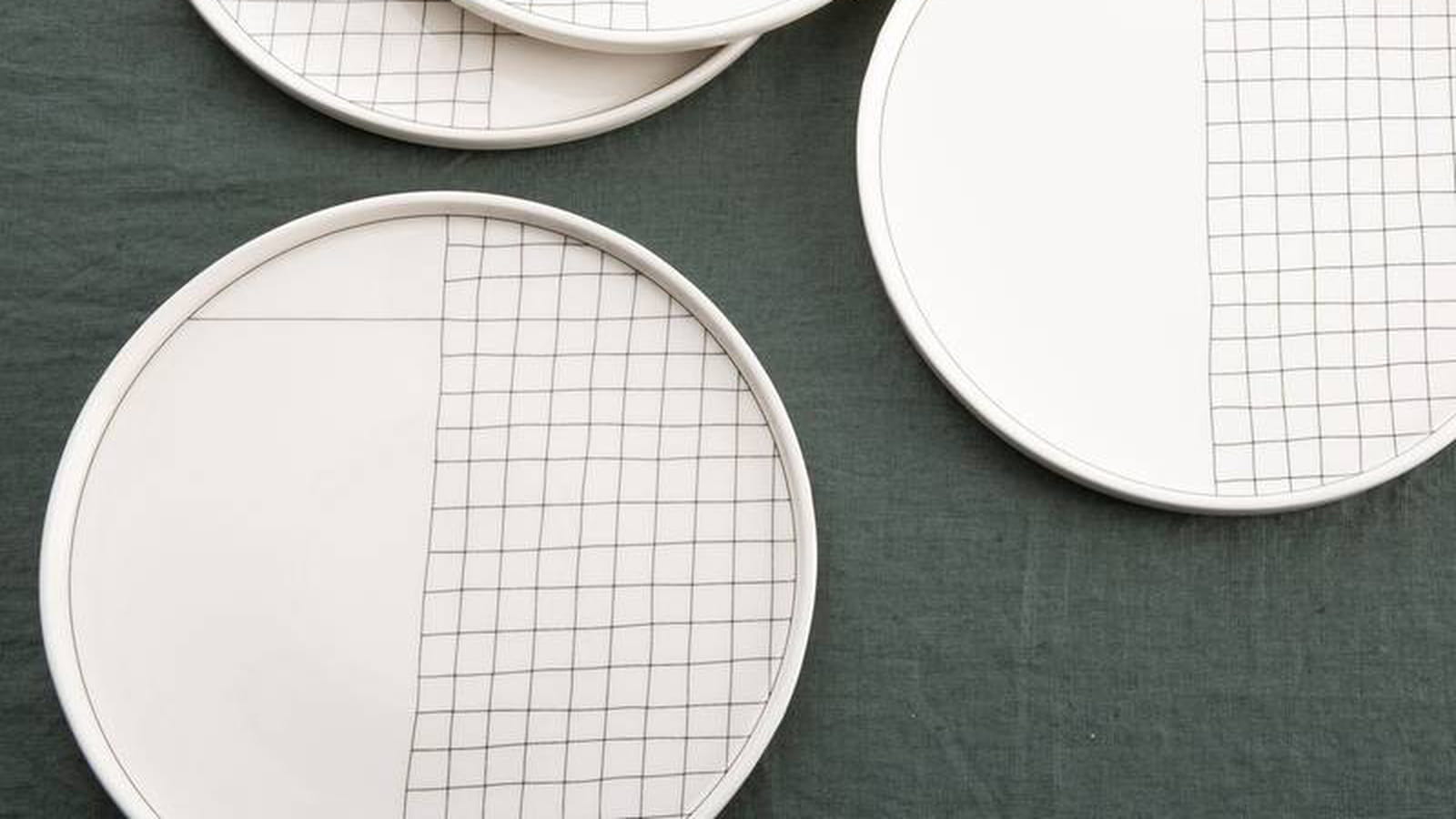 Assiettes à carreaux