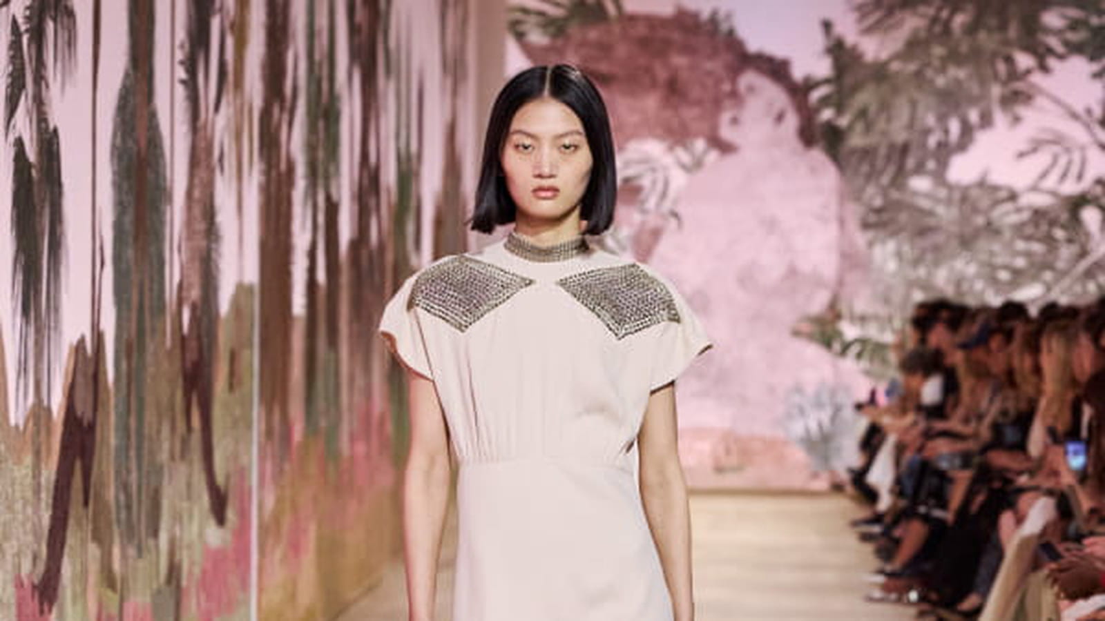 Look 26