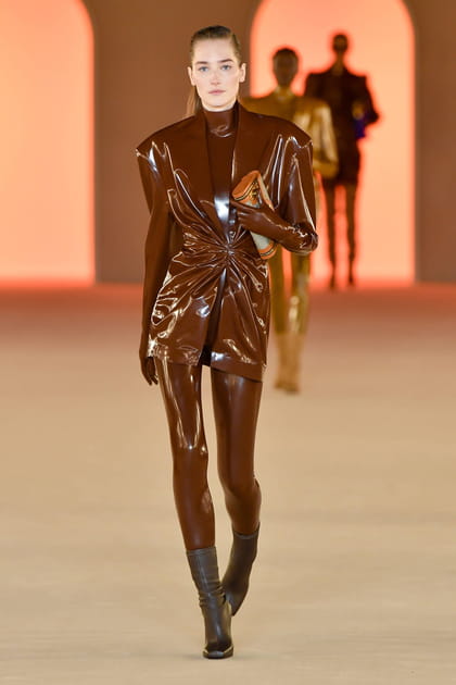D&eacute;fil&eacute; Balmain automne-hiver 2020-2021