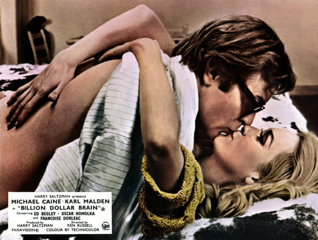 Baiser passionné avec Michael Caine