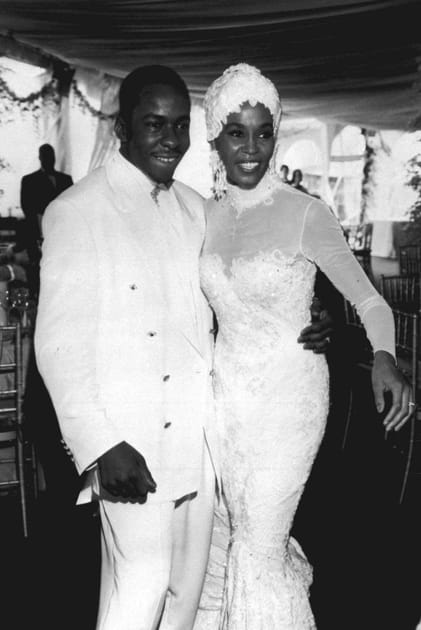 A son mariage avec Bobby Brown en 1992