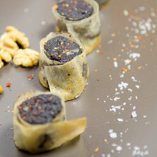 Croustillants de boudin noir au porto et noix