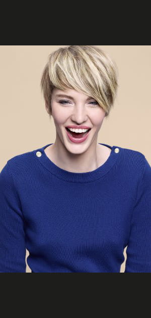 Le court dimentionnel de Camille Albane