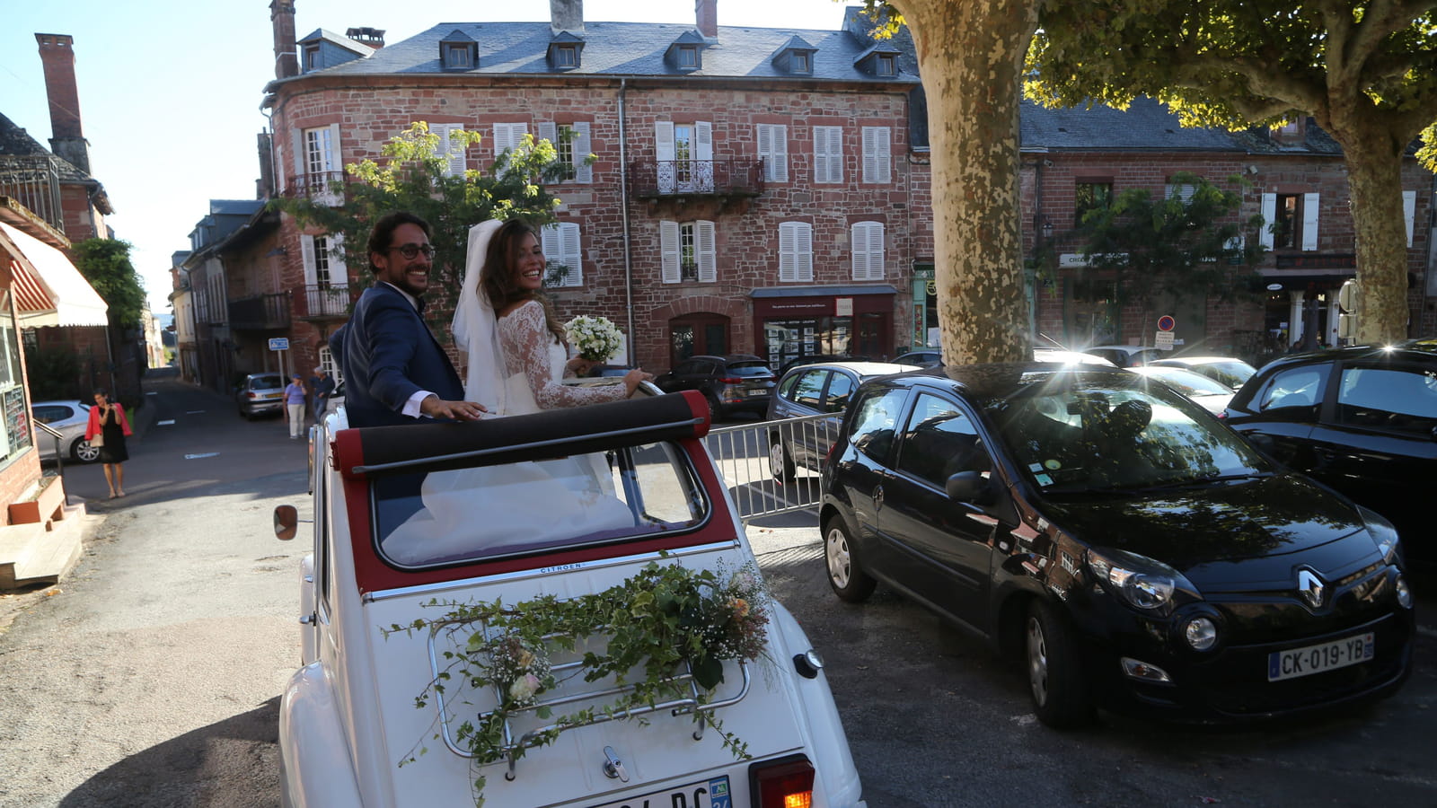 Défilé en 2 CV