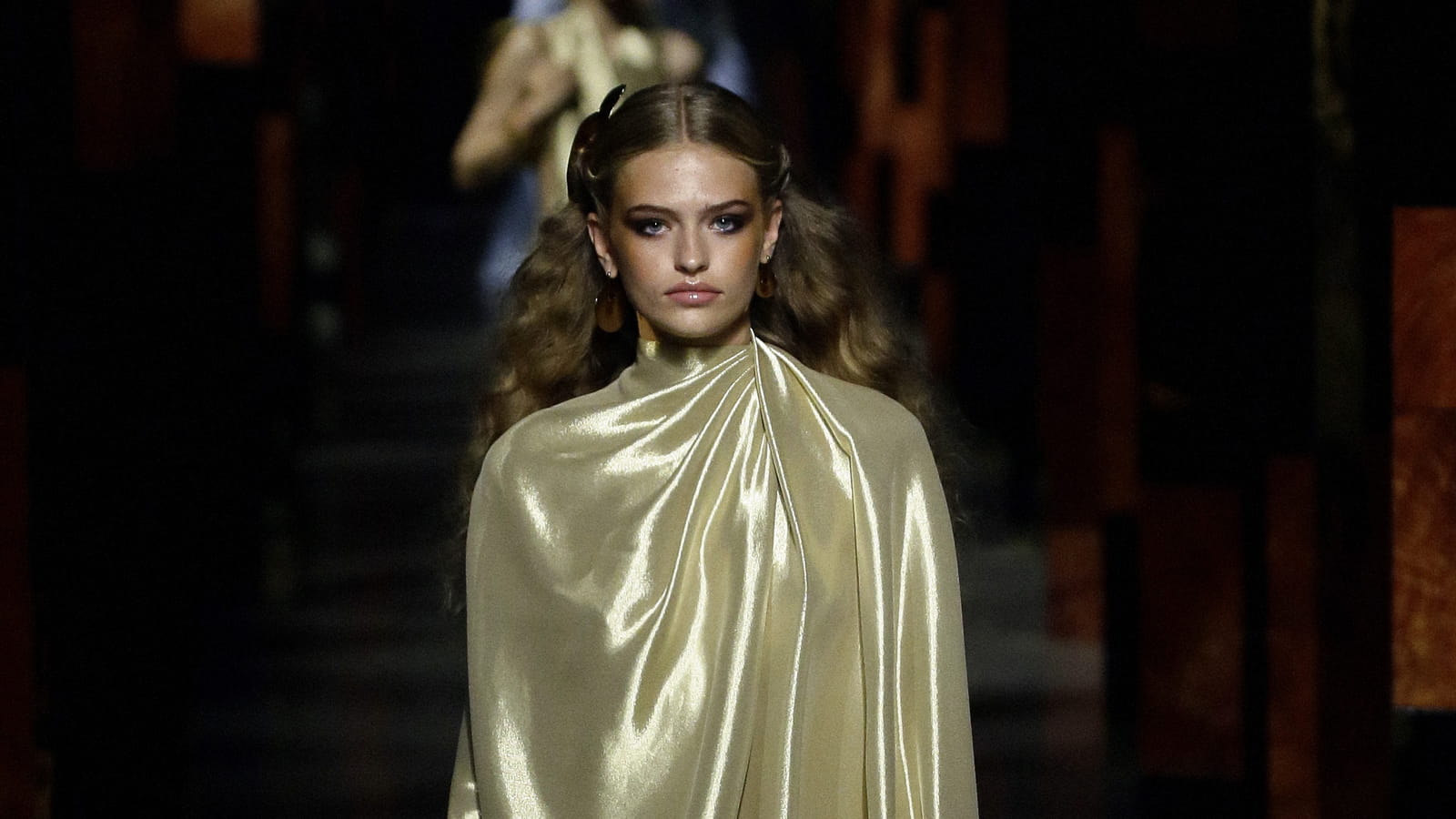 Look 39