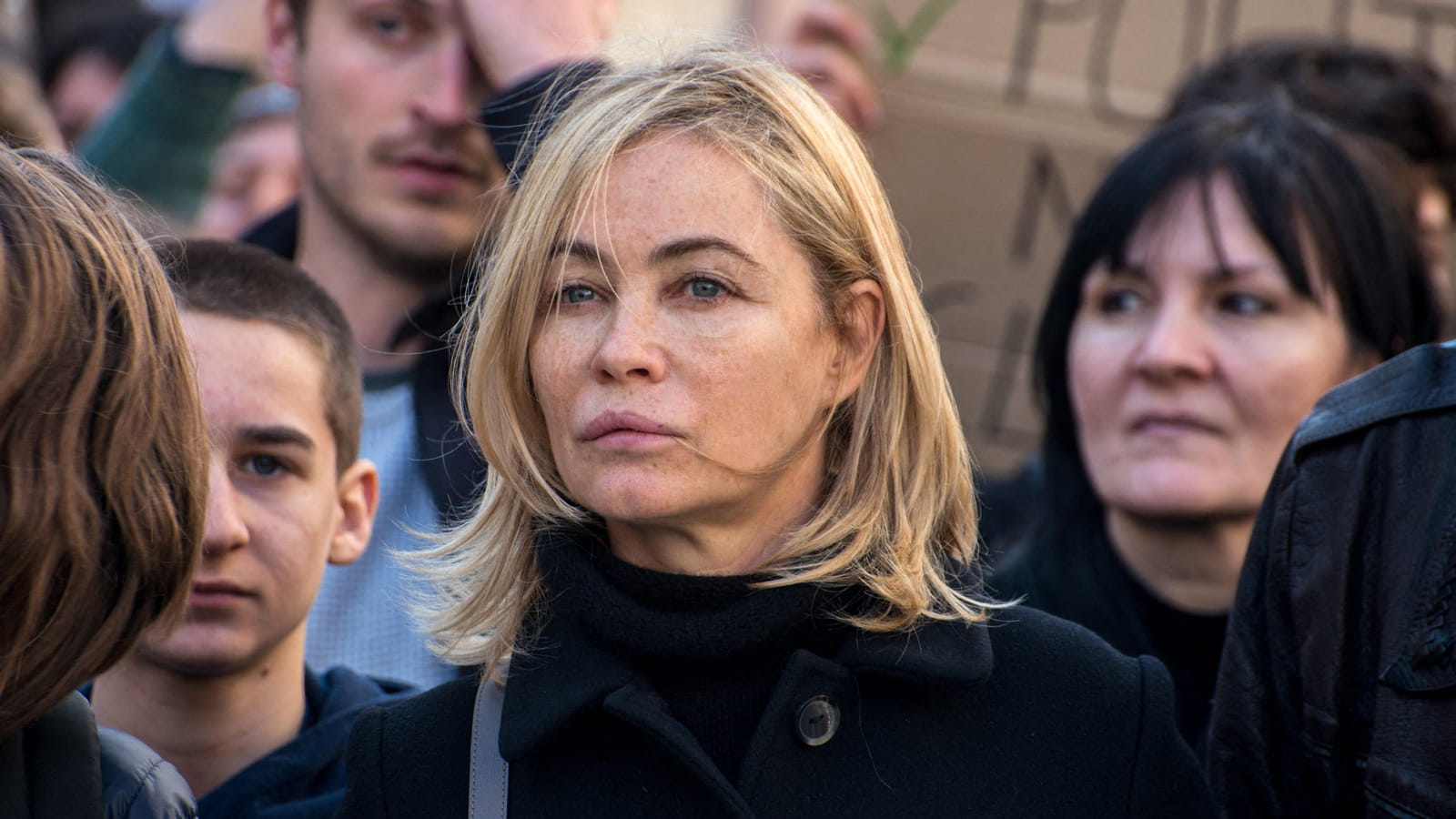Emmanuelle Beart, au top sans maquillage 