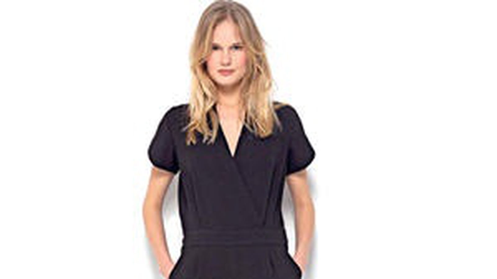 Combinaison noire décolleté croisé de Zapa