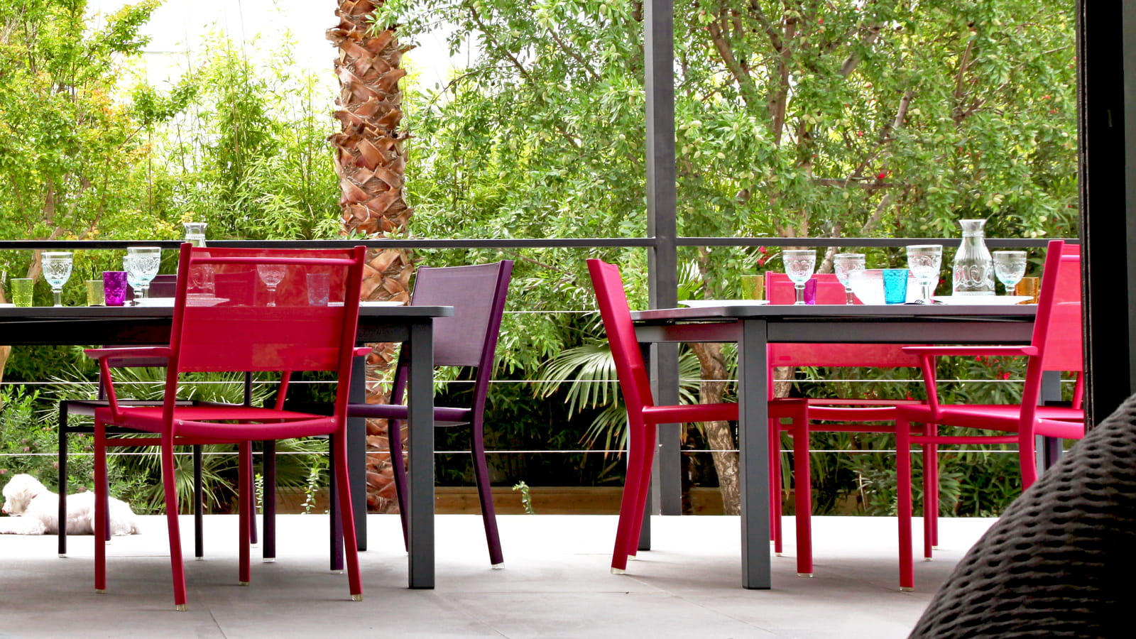 Chaises de jardin accordées