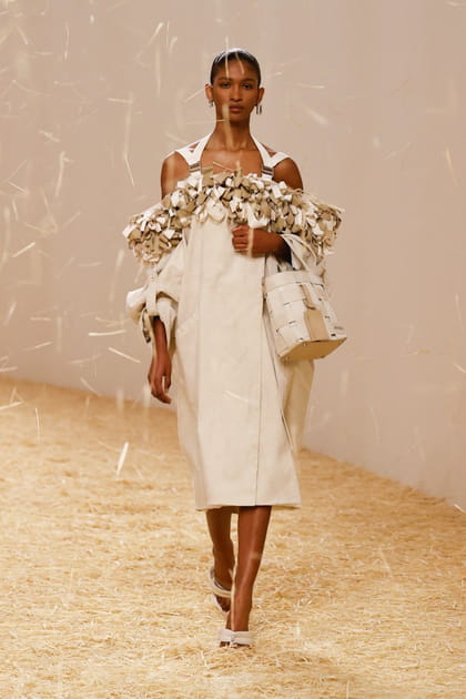 Look 38&nbsp;du d&eacute;fil&eacute; Jacquemus