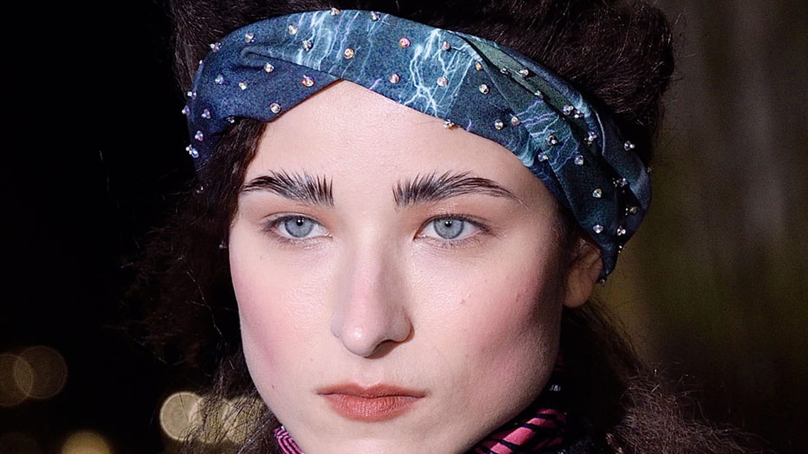 Les sourcils 