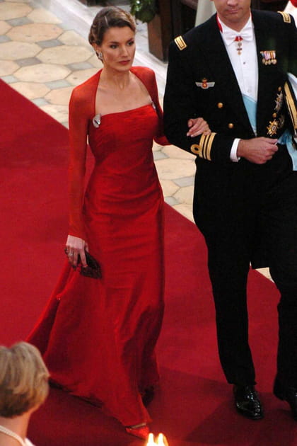 Avant : Letizia d'Espagne à 28 ans en robe longue rouge
