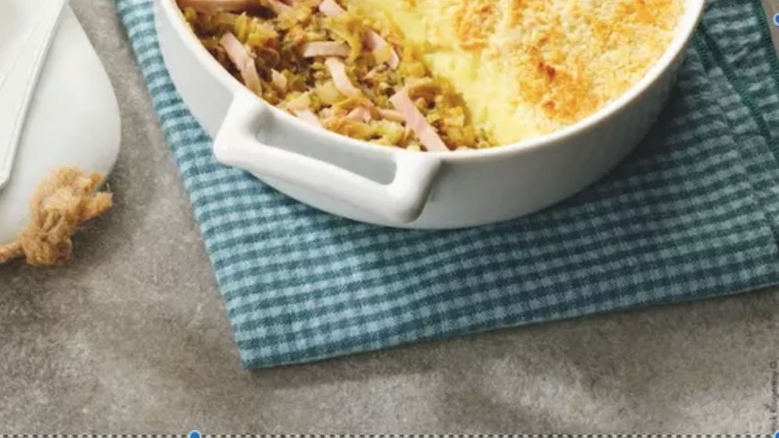 Parmentier croustillant au jambon et poireaux