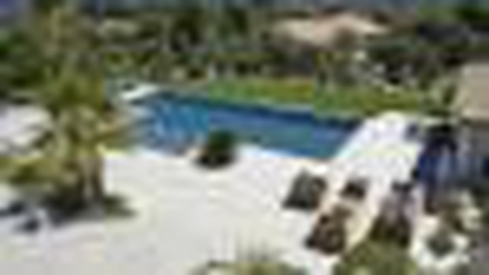 Or : piscines de 26 000 à 60 000 €