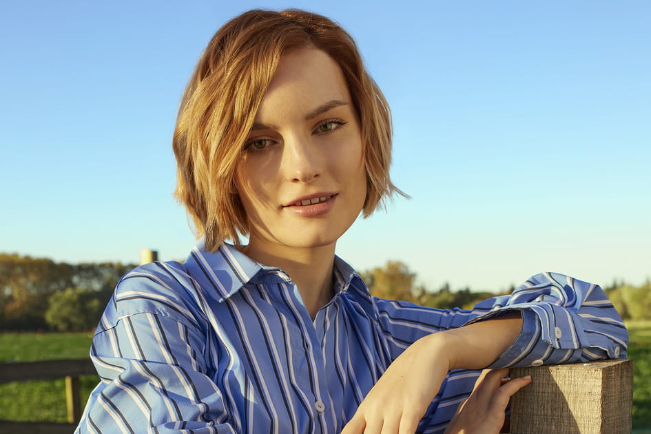 Le carr&eacute; court blond dor&eacute;