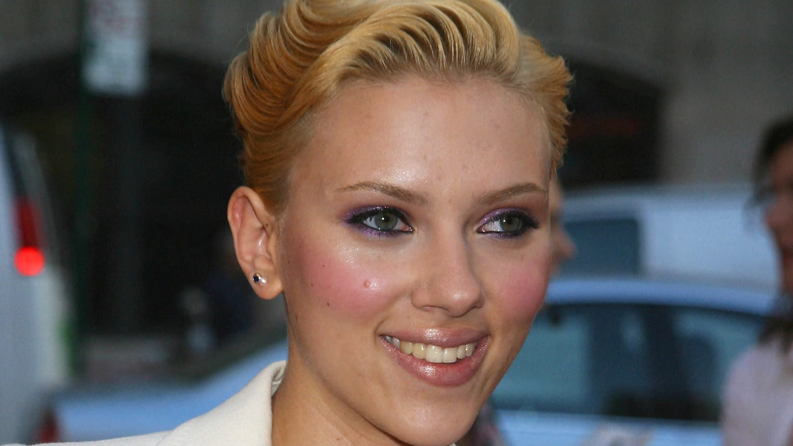 Le look beauté tapis rouge de Scarlett Johansson 