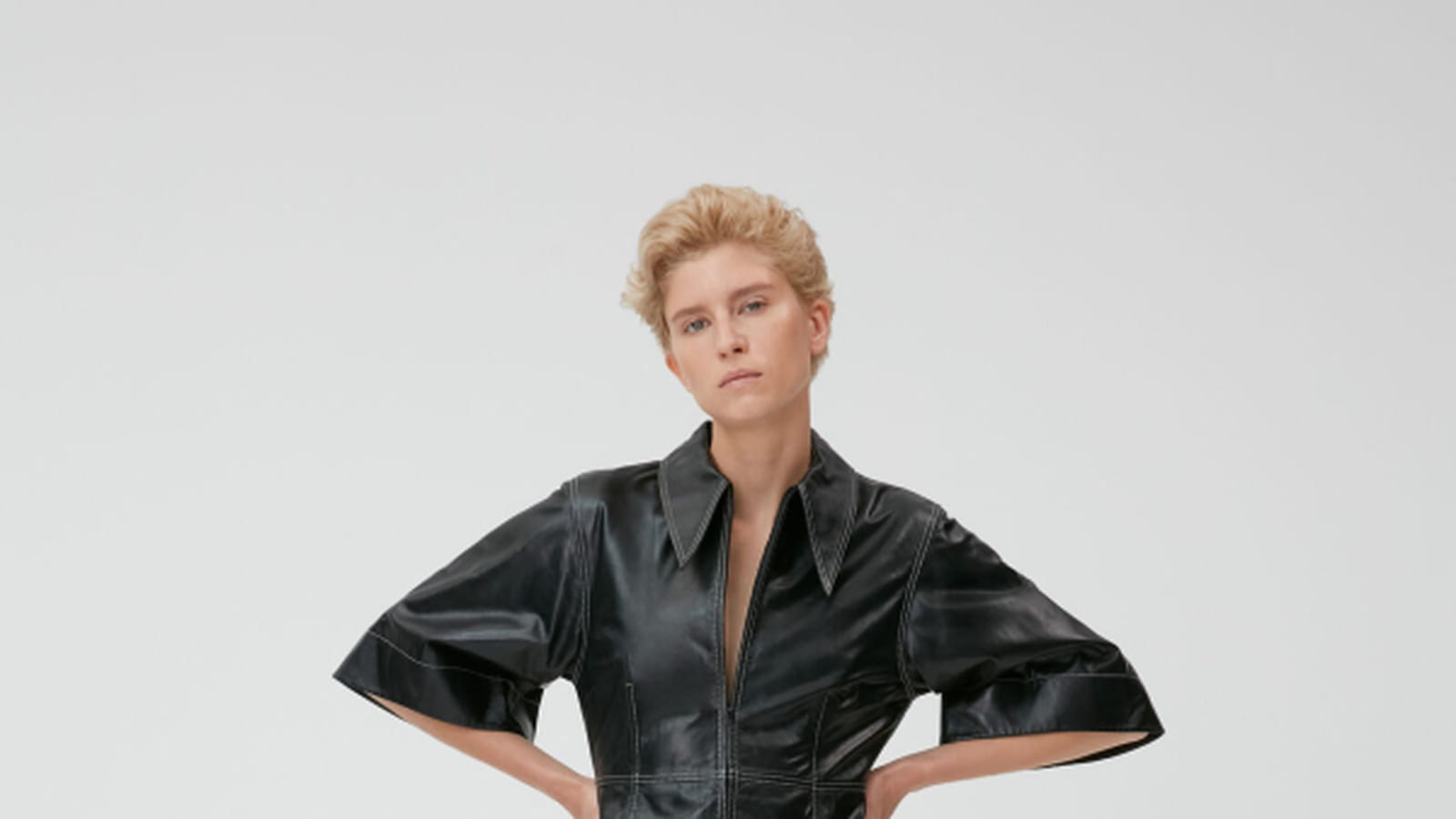 Robe noire Ganni