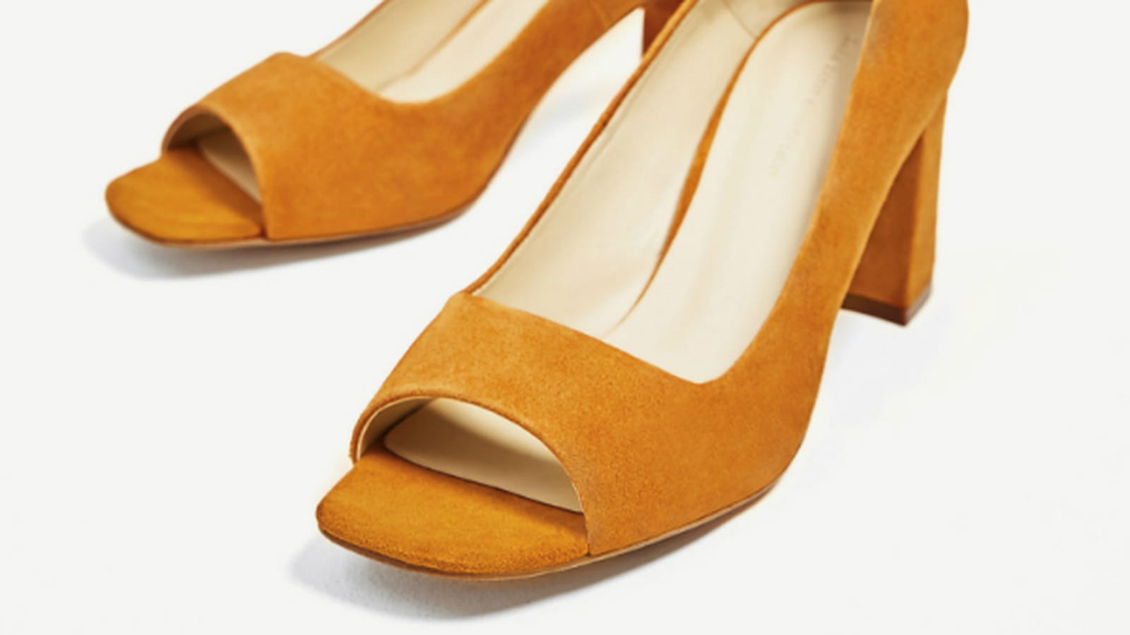 Chaussures ouvertes en cuir