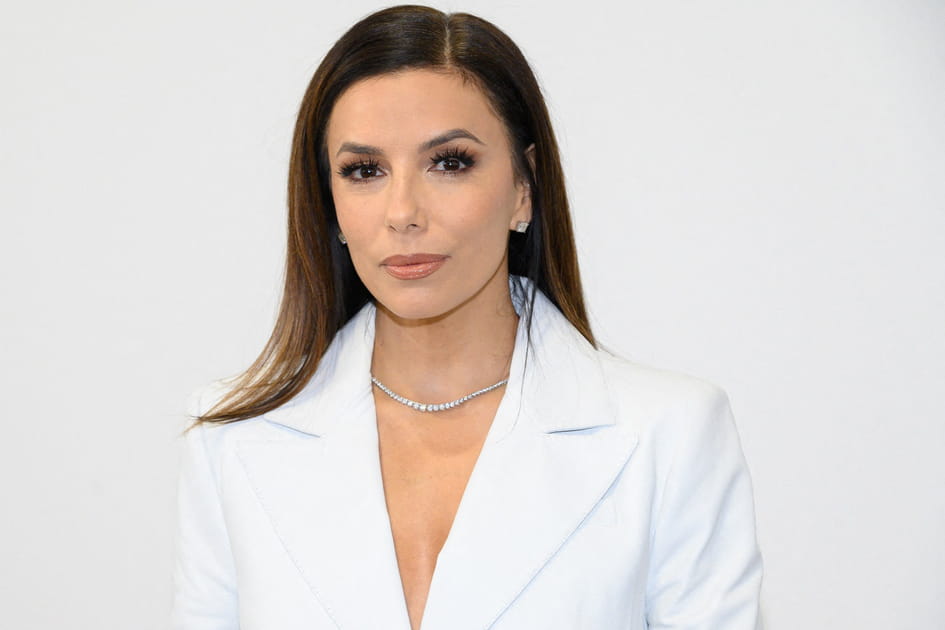 Les cheveux bruns et le balayage caramel d'Eva Longoria