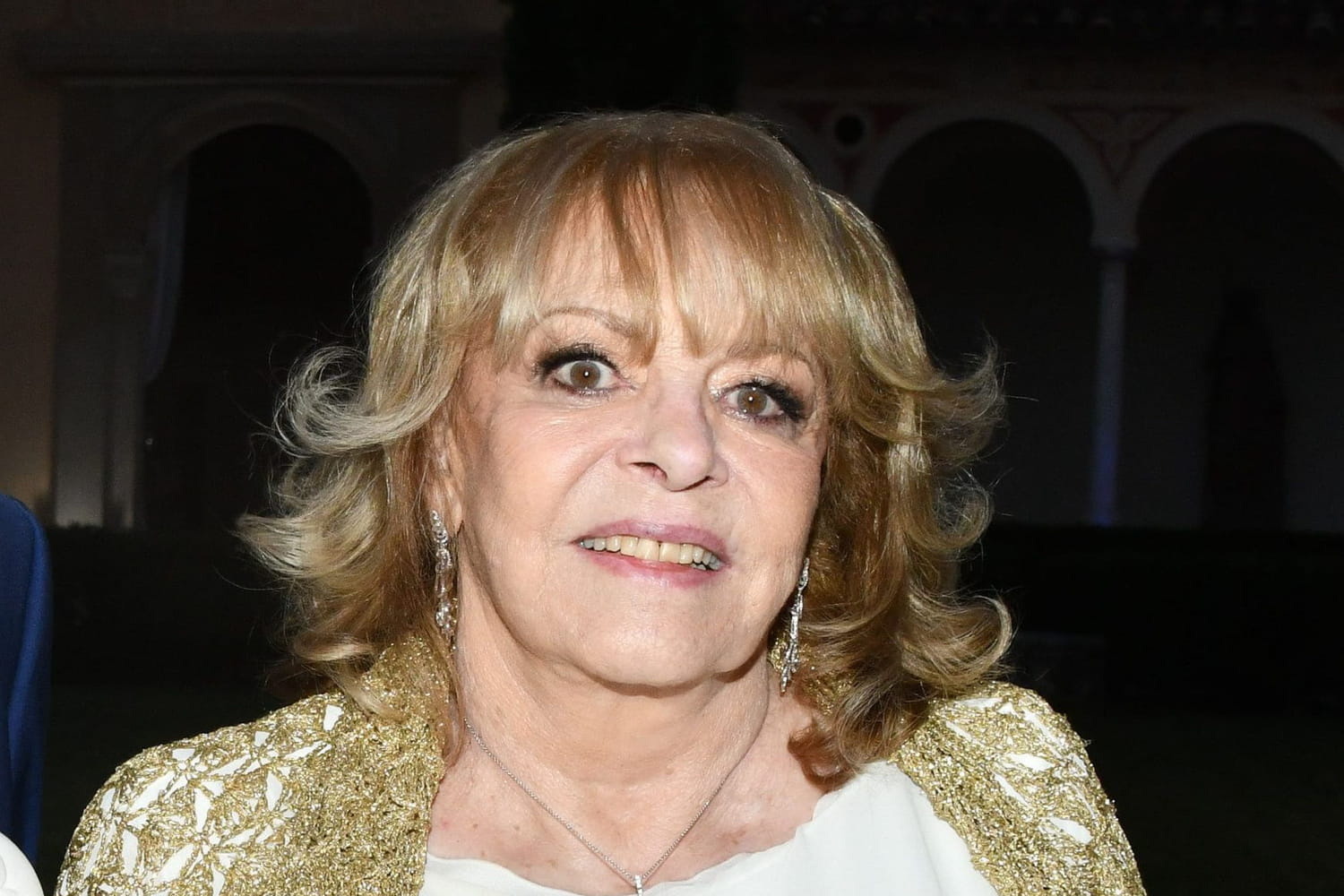 Where does Michèle Mercier, legendary “Angélique” live today?