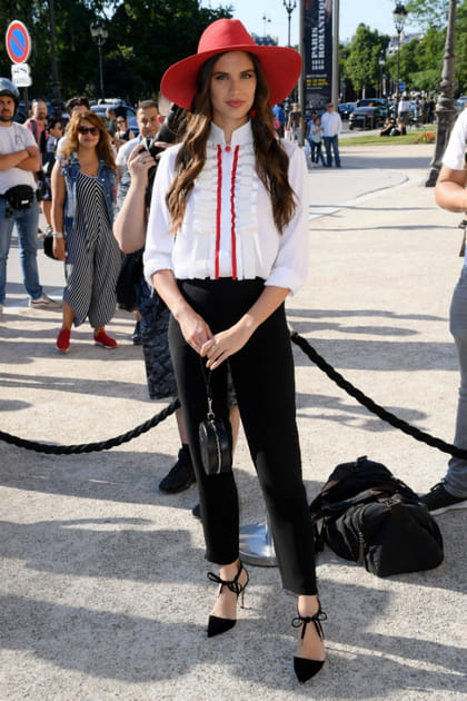 Sara Sampaio au d&eacute;fil&eacute; Givenchy