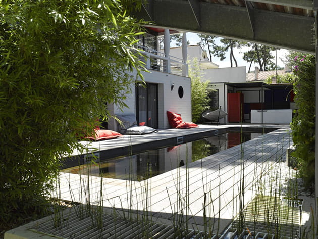 Piscine citadine inf&eacute;rieur &agrave; 30&nbsp;m&sup2; de forme angulaire&nbsp;: troph&eacute;e d'argent