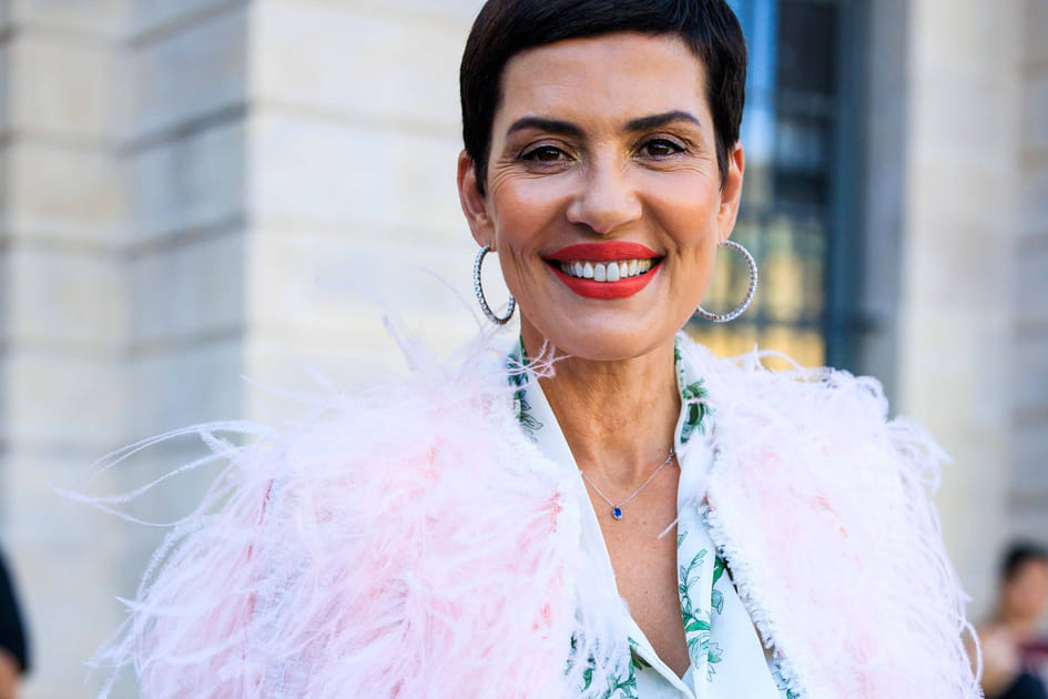 Les l&egrave;vres rouge vif de Cristina Cordula