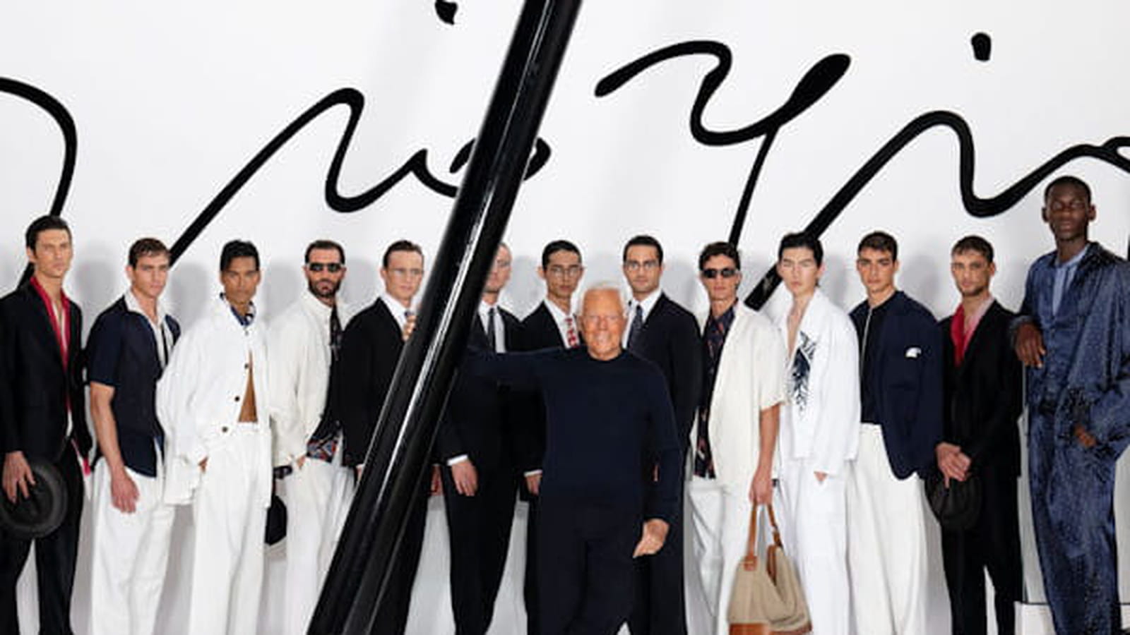 Toutes les images du défilé Giorgio Armani homme printemps-été 2024