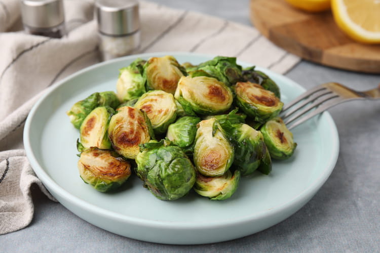 Recettes au chou de Bruxelles : &agrave; la po&ecirc;le, au four, aux lardons...