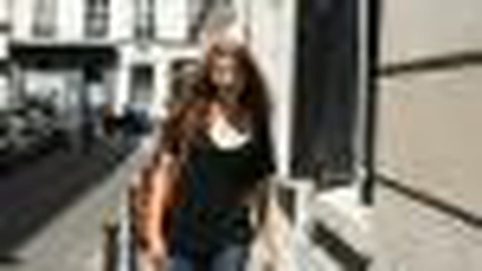 Eva, lycéenne et future mannequin ?