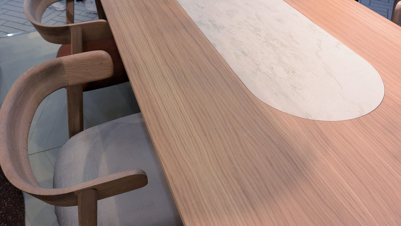 Table Garance Hartô