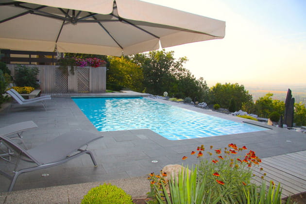 R&eacute;novation de piscine&nbsp;: troph&eacute;e d'or