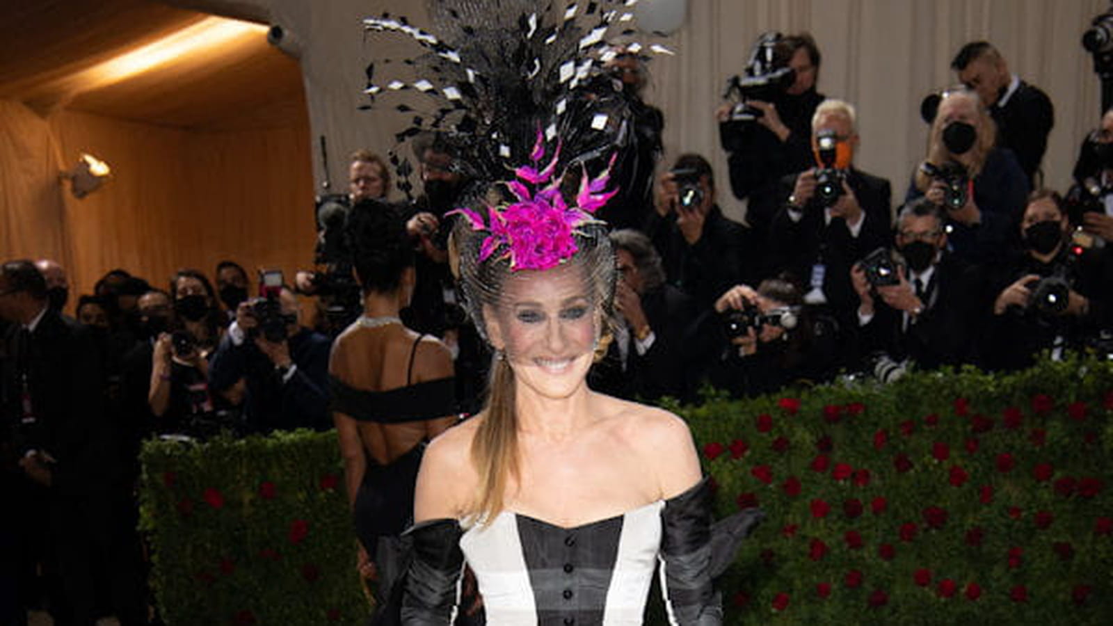 Sarah Jessica Parker et ses looks iconiques dignes de Carrie Bradshaw