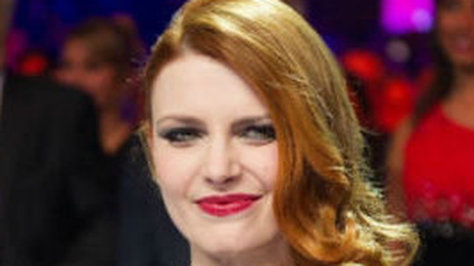 Elodie Frégé