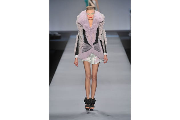 Le duo Viktor & Rolf métamorphose la silhouette