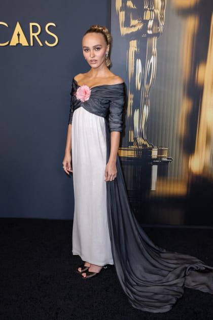 Lily-Rose Depp en robe Chanel haute couture