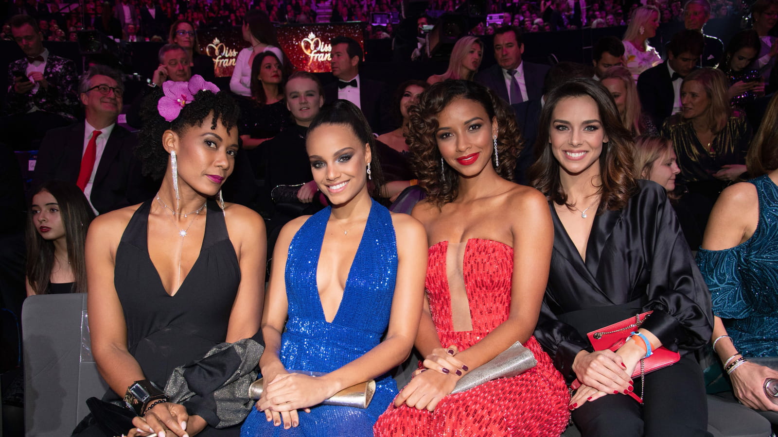 Des anciennes Miss au premier rang