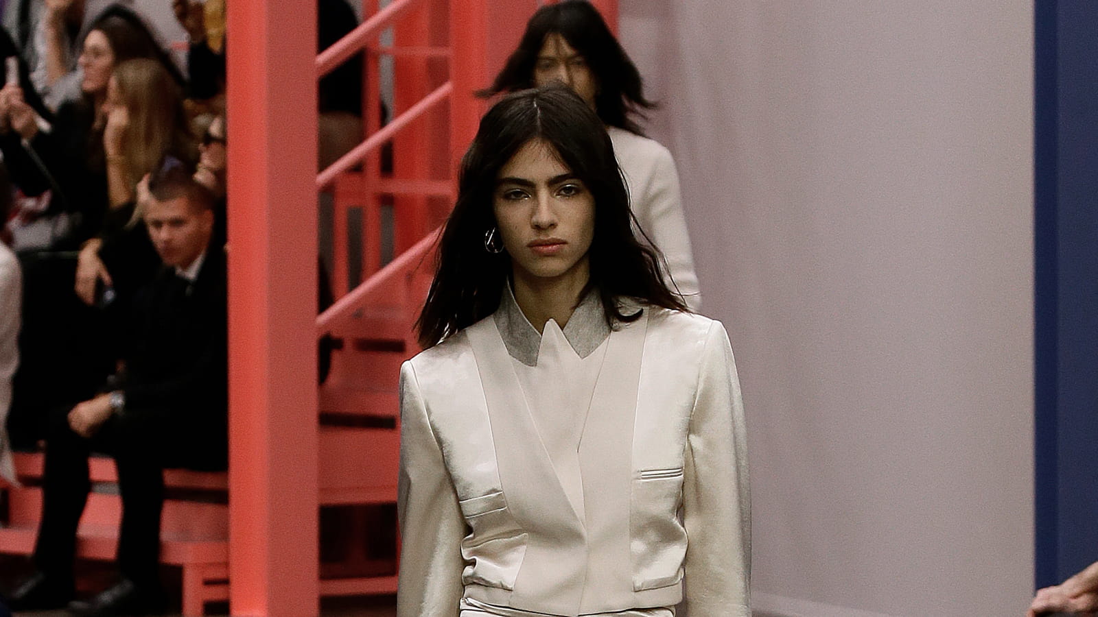 Look 64 