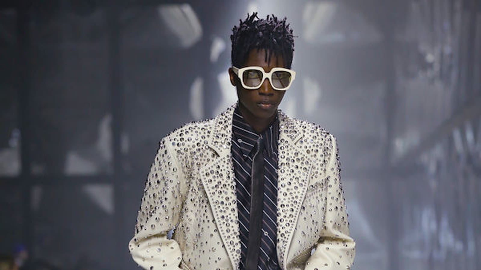 Look 8