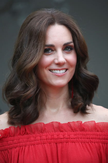 Le carr&eacute; ondul&eacute; ravissant de Kate Middleton