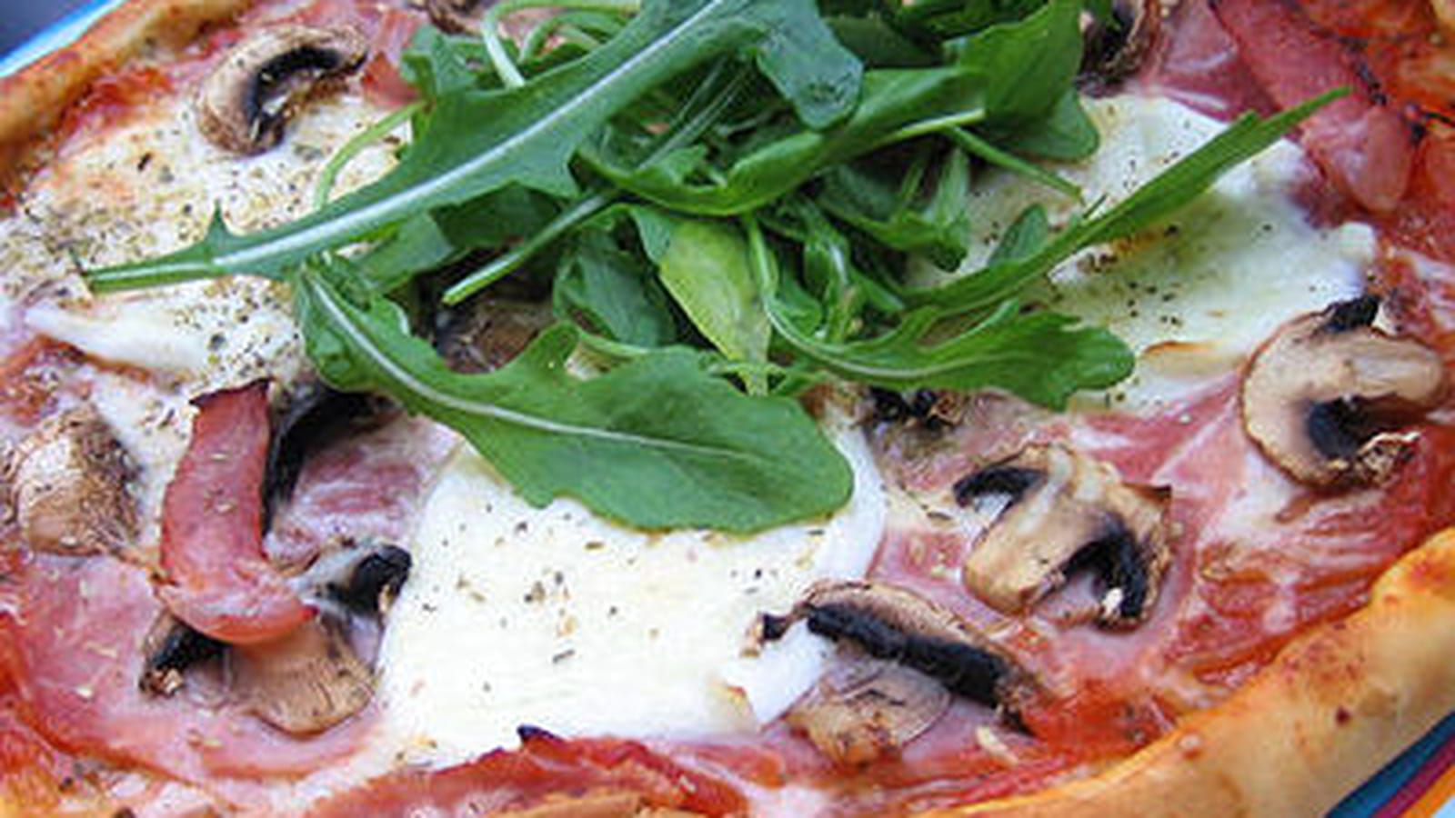 Pizza Regina