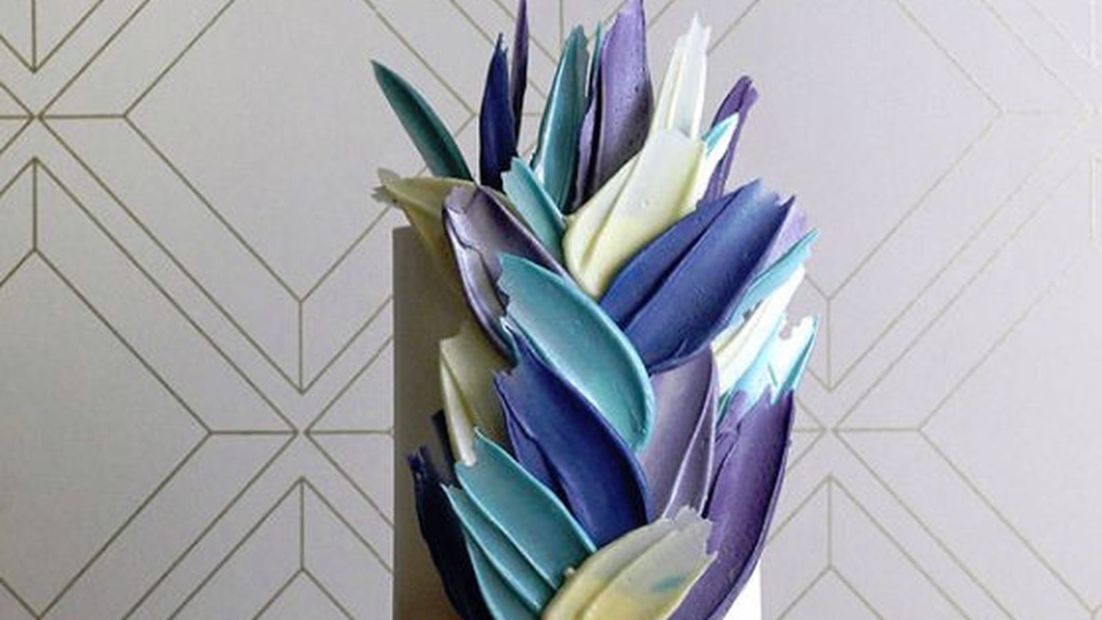 Le brushstroke cake aux 50 nuances de bleu