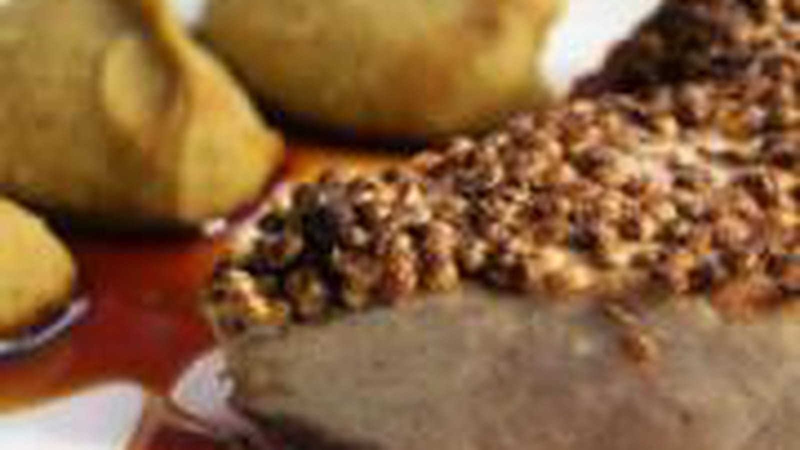 Thon croûté au ponzu, purée de pois cassés torréfiés
